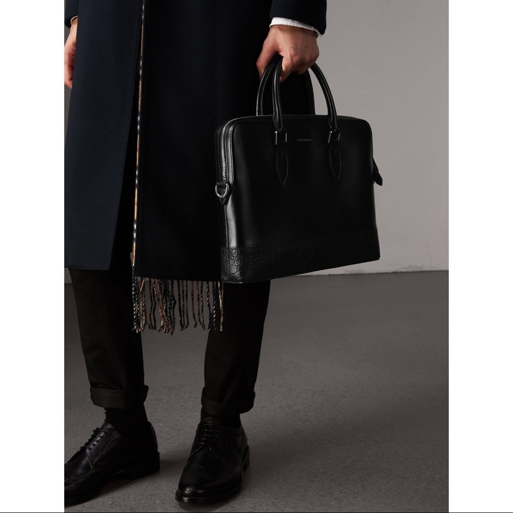 Burberry Slim Barrow Bag in Leather & Alligator! - Picture 3 of 15